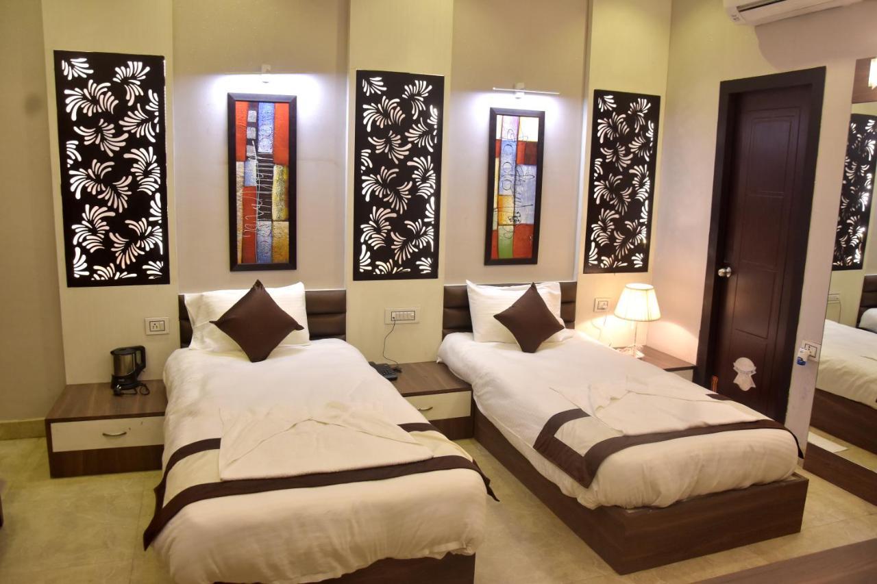Hotel Mahendra Plaza Hardoi Zewnętrze zdjęcie